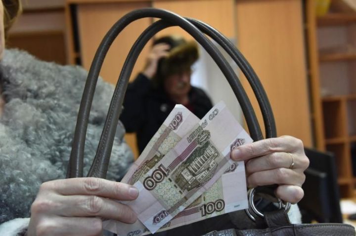 Россия Хөкүмәте пенсия яшен арттыруның өч юлын караячак