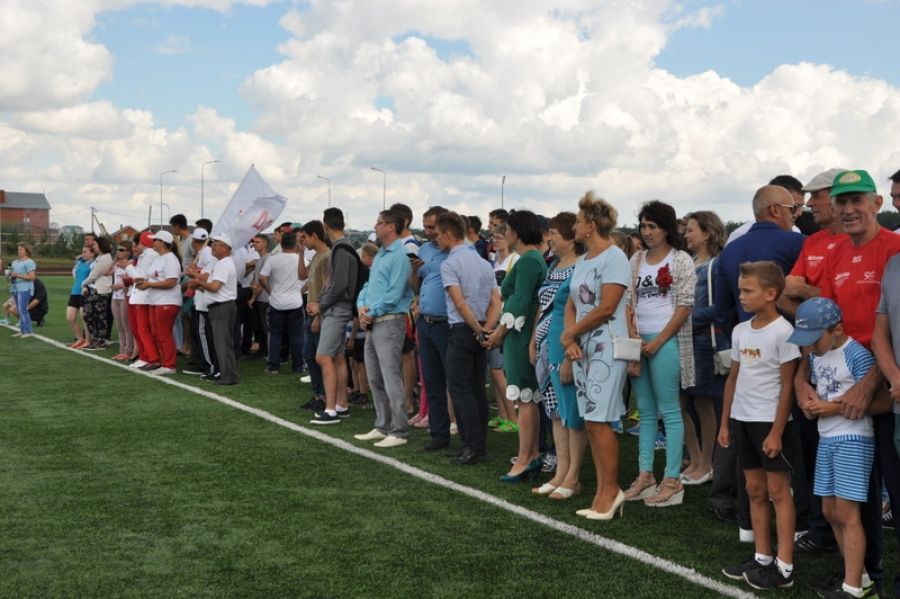 Погода в богатых сабах дер изма. Стадион Олимп богатые сабы. Парк Олимп Сабинский район. Саба парк богатые сабы Олимп. Стадион Олимп в богатых Сабах.