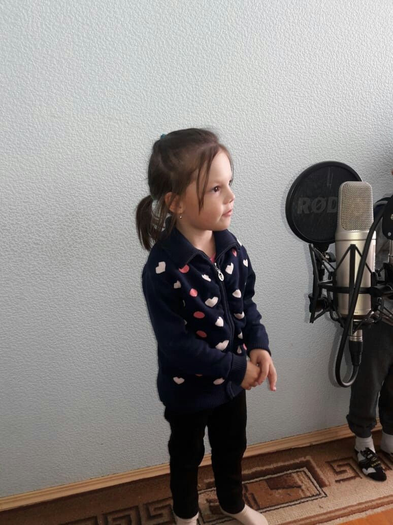 "Дулкын" радиосында "Әллүки" балалар бакчасына йөрүче нәниләр катнашында тапшыру әзерләү