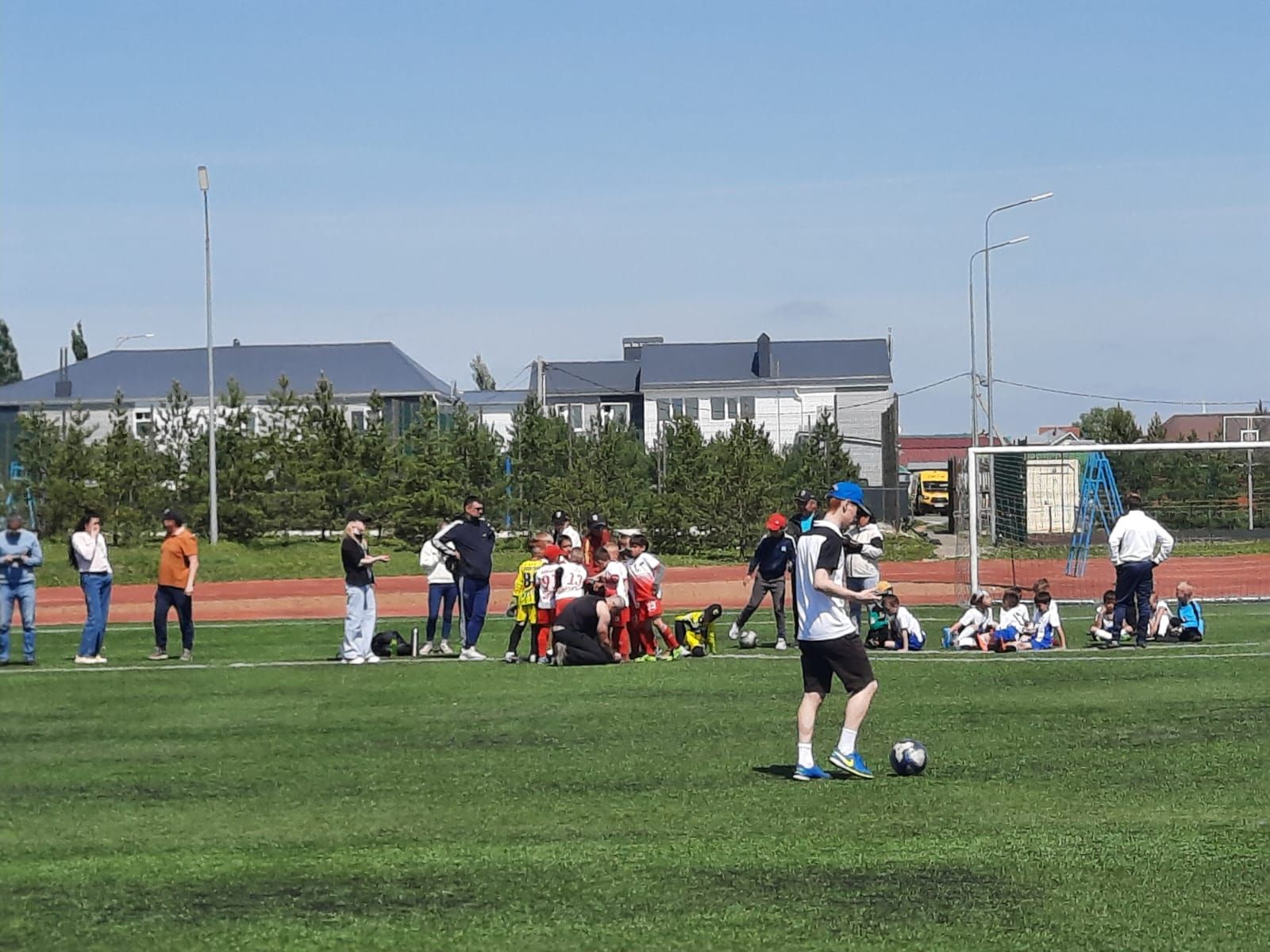 Байлар Сабасының «Олимп» стадионында 2015-2016 нчы яшьүсмерләр арасында футбол буенча районара турнир булып үтте.