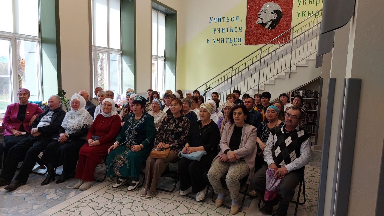Бүген Саба район китапханәсендә Люция Шәрәфиева һәм Гөлүсә Закирова белән очрашу кичәсе узды.