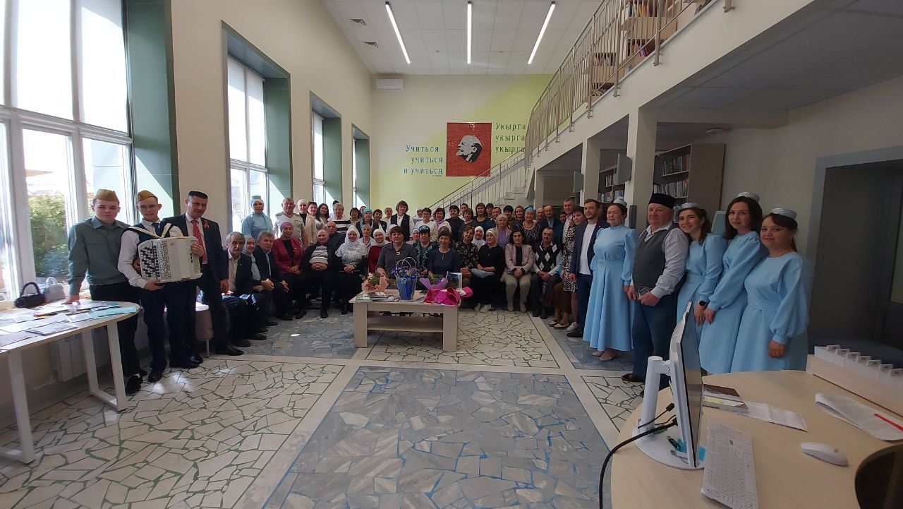 Бүген Саба район китапханәсендә Люция Шәрәфиева һәм Гөлүсә Закирова белән очрашу кичәсе узды.