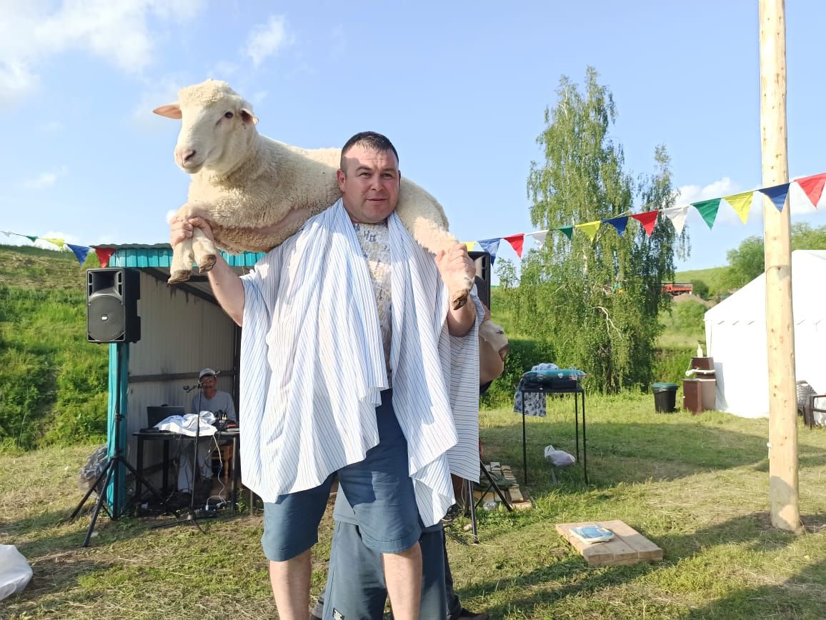 Югары Шытсу авылында Сабантуй булып узды.