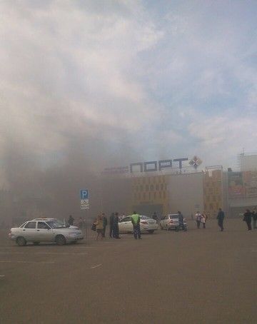 В Казани горит ТЦ «Порт» на Оренбургском тракте