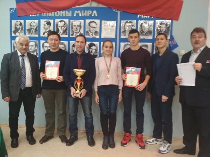 Команда Сабинского района заняла 1 место в Чемпионате РТ по шахматам среди команд сельских районов по программе XVl сельской Спартакиады РТ