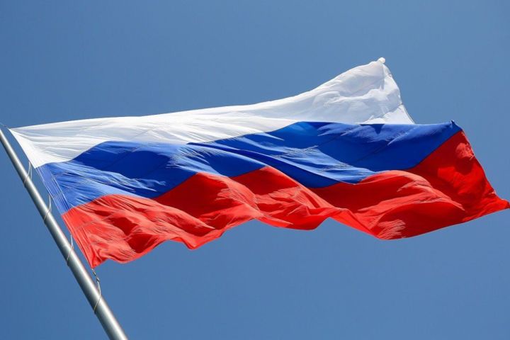 22 август илебездә Россия Дәүләт флагы көне буларак билгеләп үтелә