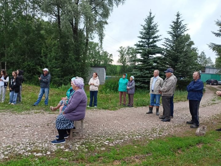 «Саба чишмәләре» берләшмәсе авыл халкына урам концерты тәкъдим итте