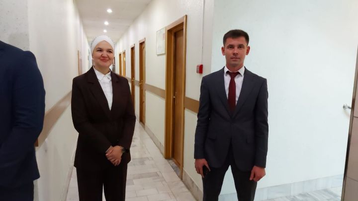 Авыл хуҗалыгы һәм эшкәртү сәнәгате хезмәтчәннәренең Саба районы делегациясе тантаналы чарада катнаша