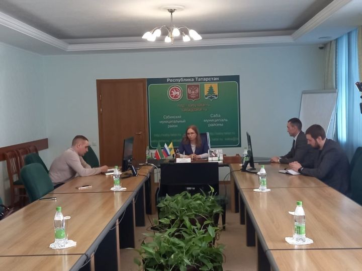 Кичә Татарстан Республикасы Тарифлар буенча Дәүләт комитеты рәисенең беренче урынбасары Лариса Хәбибуллина Саба муниципаль районына эшлекле сәфәр кылды.