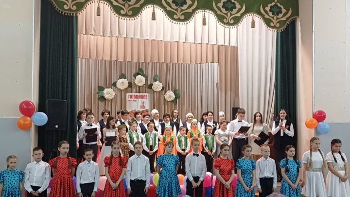 12 нче апрель көнне Олы Кибәче авыл клубында укытучылар коллективы, укучылар катнашында Ватанны саклаучылар елы һәм Бөек җиңүнең 80 еллыгы уңаеннан «Йөрәктән - йөрәккә» дип исемләнгән хәйрия концерты булып үтте.